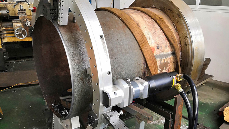 石油天然气管道切割防爆伺服电机解决方案